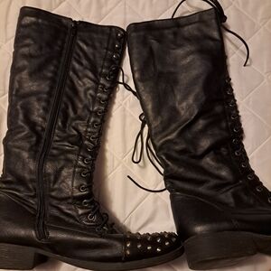 Black Studded Leather Boots s